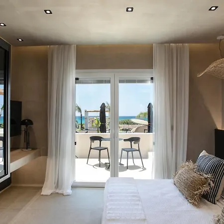 Eden Beachfront Residences & Hotel apartamentowy *