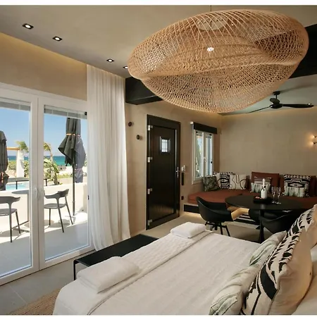 Eden Beachfront Residences & 4* Kastrákion