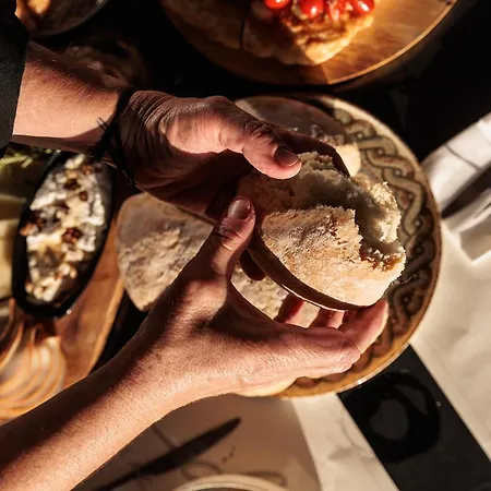 Eden Beachfront Residences & Aparthotel 4*