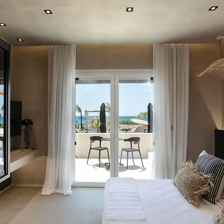 Eden Beachfront Residences & Hotel apartamentowy 4*