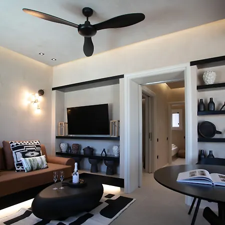 Hotel apartamentowy Eden Beachfront Residences &