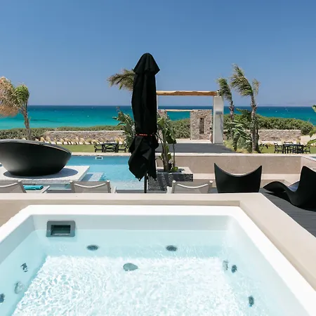 Hotel apartamentowy Eden Beachfront Residences &