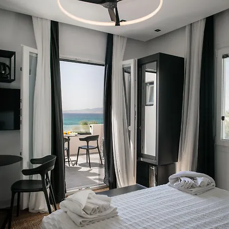 Eden Beachfront Residences & Hotel apartamentowy