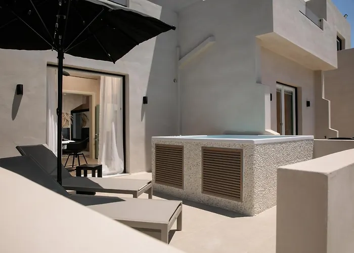 Apartahotel Eden Beachfront Residences & Kastrákion