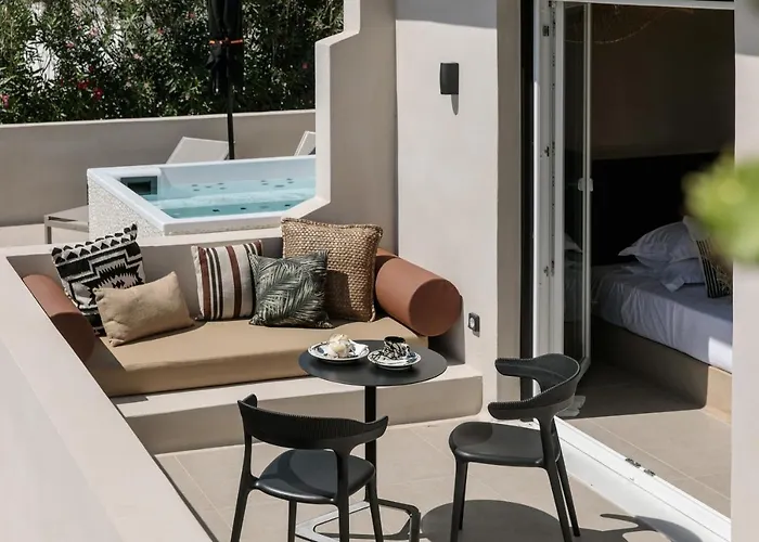 Apartahotel Eden Beachfront Residences &