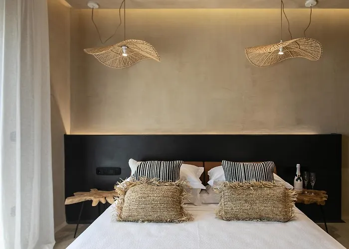 Eden Beachfront Residences & Kastrákion