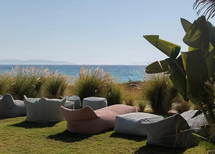 Eden Beachfront Residences & Hotel apartamentowy 4*