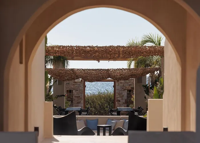 Eden Beachfront Residences & Apartahotel Kastrákion