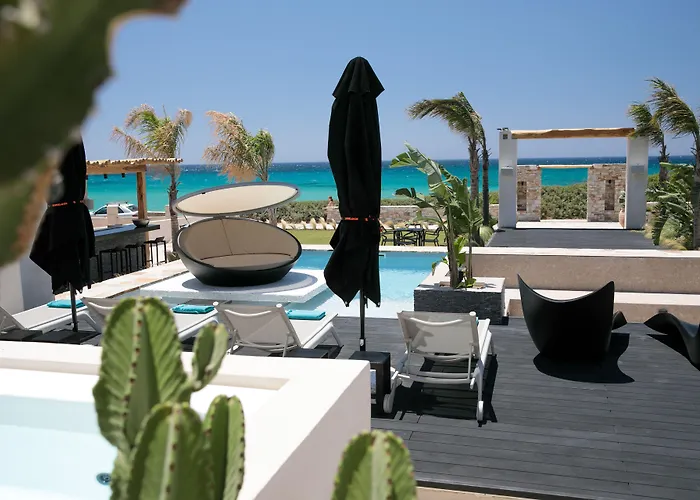 Eden Beachfront Residences & 4*