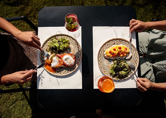 Eden Beachfront Residences & 4* Kastrákion